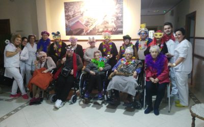 NUESTRA RESIDENCIA YA HUELE A CARNAVAL…