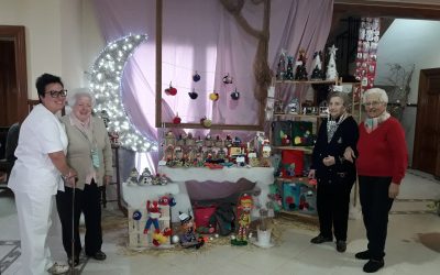 Exposición Mercadillo Navideño de la Residencia de Mayores