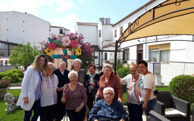 Las Cruces de Mayo también llegan a nuestro centro…