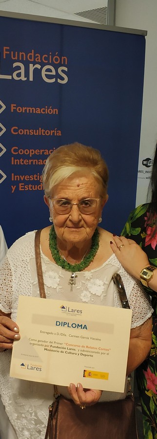 Una de nuestras residente/usuarios recibe un Premio en Relato Corto