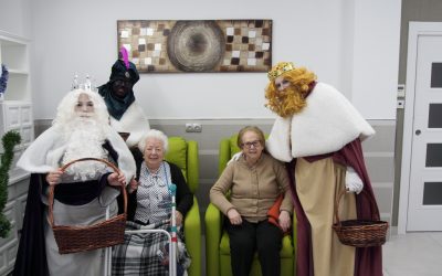 Visita de los Reyes Magos a nuestros mayores