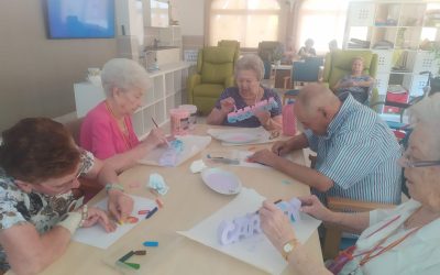 LA IDENTIDAD PERSONAL Y EL CONOCIMIENTO DE UNO MISMO.