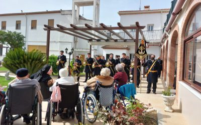 VISITA DE LA BANDA DE MÚSICA DEL RESCATE A LA RESIDENCIA DE TORREDONJIMENO